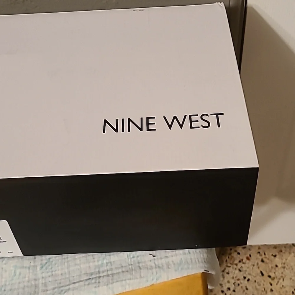 Nine West Koop 3 women's size 5.5M Faux Leather tall knee-high boots NIB Black - Picture 7 of 10